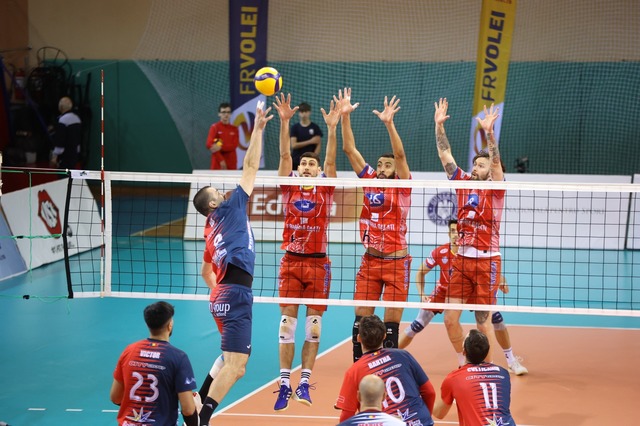 zal-block.jpg - RevistaPolitica