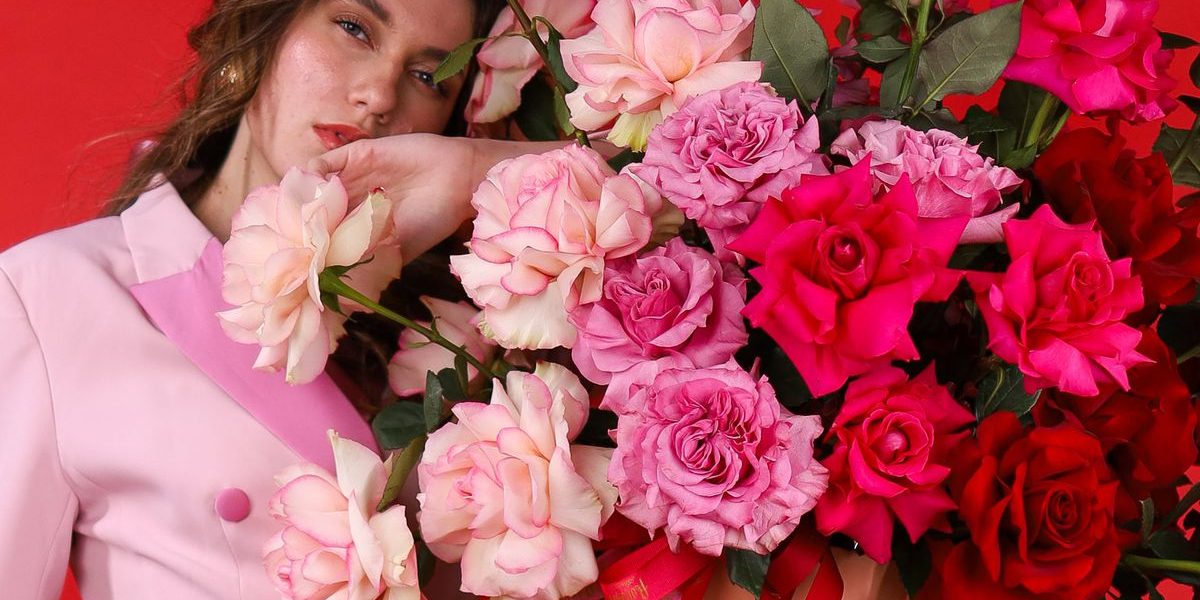 Ce flori aleg jucătorii din Superligă de Valentine’s Day și cum se schimbă trendul în 2026