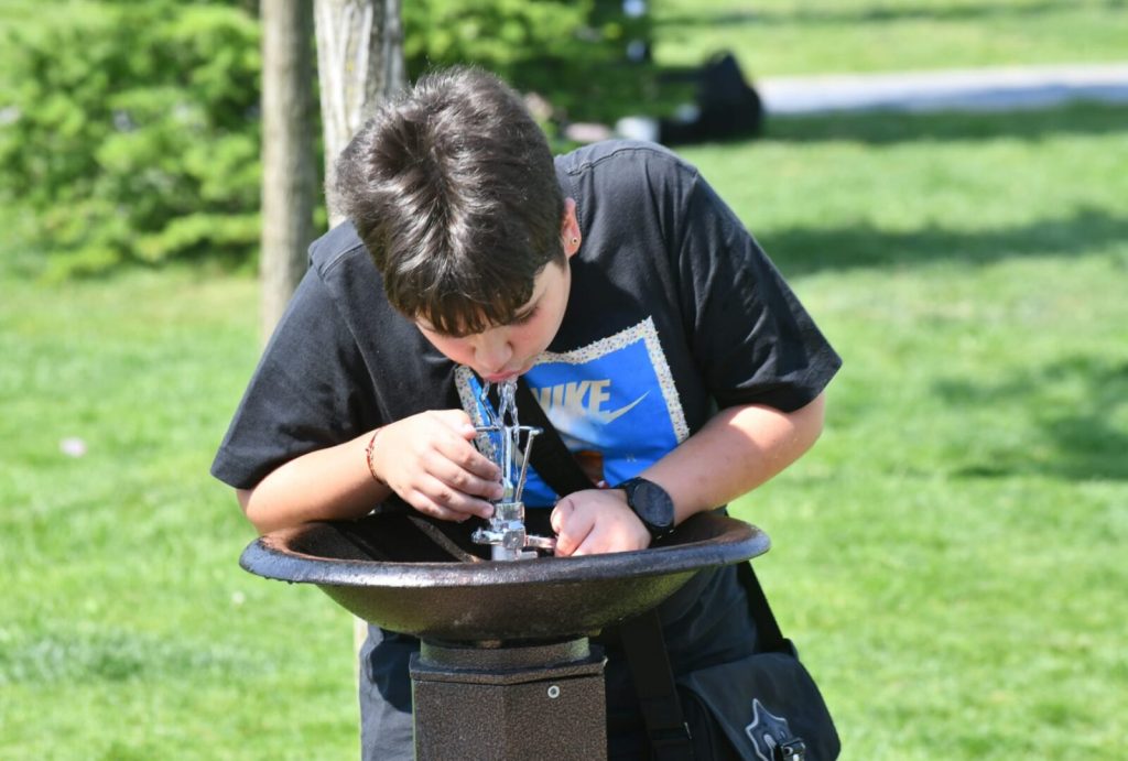 Primăria Sectorului 6, contratimp: De la video la cișmele, cu doar doi angajați