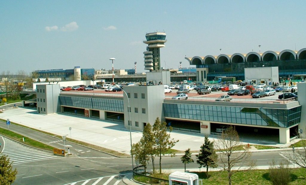 Modernizare la Otopeni: Parcarea de la Sosiri intră în șantier. 400 de locuri, blocate