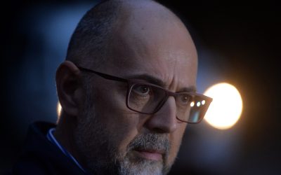 Coaliția de guvernare pare să se fi destrămat, conform declarațiilor lui Kelemen Hunor, liderul Uniunii Democraților Maghiari din România (UDMR)