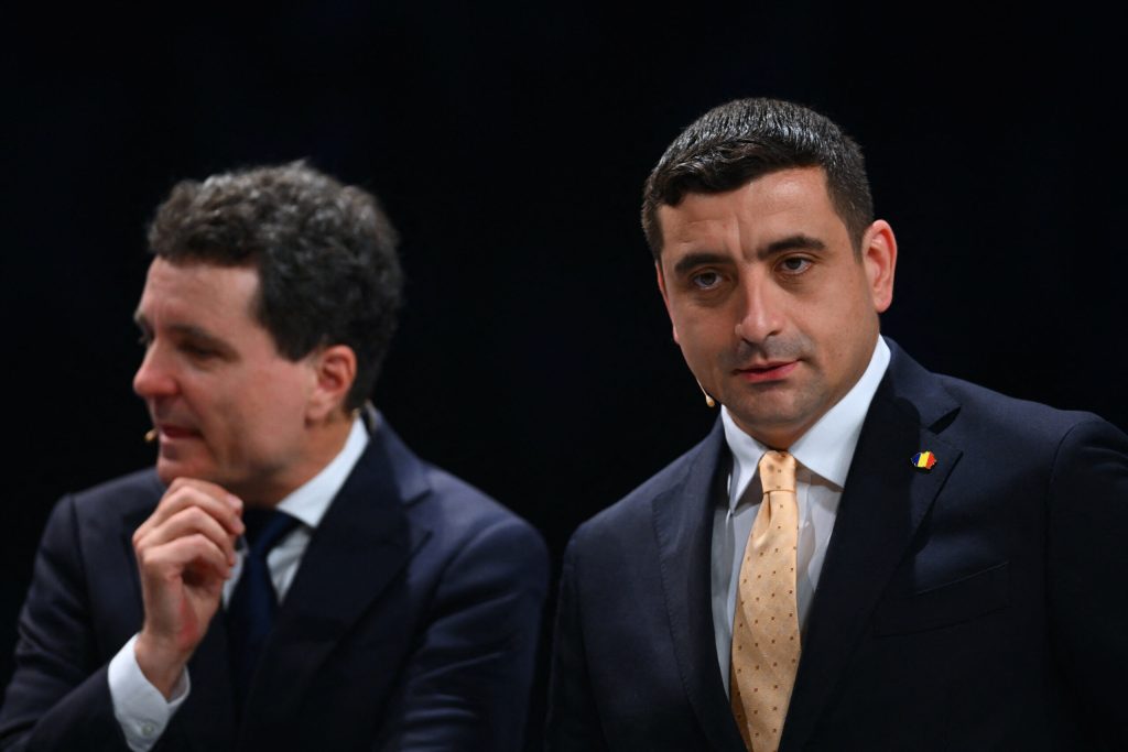 Președintele Nicușor Dan, acuzat de depășirea atribuțiilor de către liderul AUR, George Simion Liderul Alianței pentru Unirea Românilor (AUR), George Simion, a declarat luni că președintele Nicușor Dan își depășește atribuțiile prin poziția sa împotriva unui premier susținut de AUR