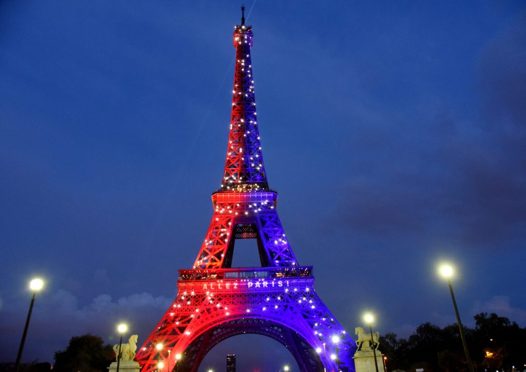 O secțiune din scara spiralată originală a Turnului Eiffel va fi scoasă la licitație la Paris în 2026 O bucată din istoria Franței, o secțiune din scara spiralată originală a Turnului Eiffel, va fi scoasă la licitație pe 21 mai 2026 la Paris