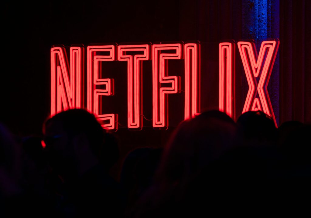 O instanță italiană a decis că Netflix trebuie să plătească despăgubiri utilizatorilor pentru m…