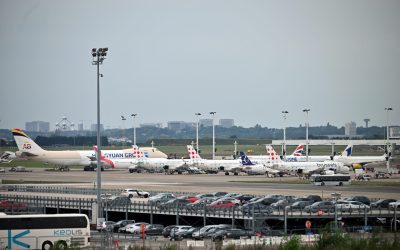 O criză majoră de combustibil pentru avioane amenință Europa, avertizează Consiliul Internațional al Aeroporturilor – Europa (ACI Europe) într-o scrisoare adresată Comisiei Europene