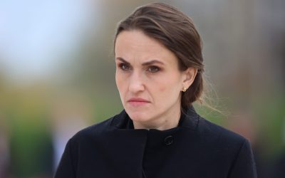 Casa Albă, ținta unui atac armat: Ministrul Oana Țoiu condamnă violența Oana Țoiu, ministrul de Externe, a reacționat la incidentul armat petrecut în timpul dineului anual al corespondenților de la Casa Albă