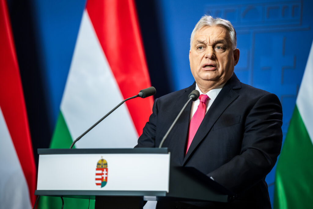 O victorie a lui Viktor Orbán la alegerile din Ungaria ar putea pune UE în fața unor provocări majore, forțând Bruxelles-ul să ia măsuri mai ferme