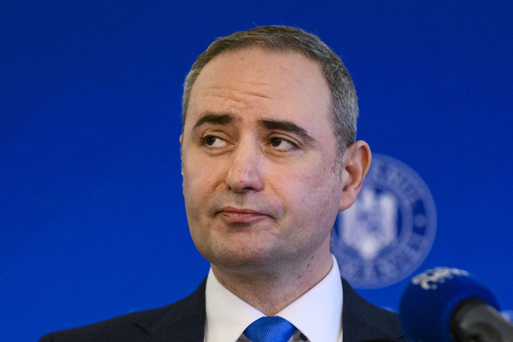 Alexandru Nazare, ministrul Finanțelor, conduce delegația României într-o vizită de lucru în Statele Unite, cu scopul de a consolida parteneriatul strategic cu SUA și de a întări poziția economică a țării pe plan internațional