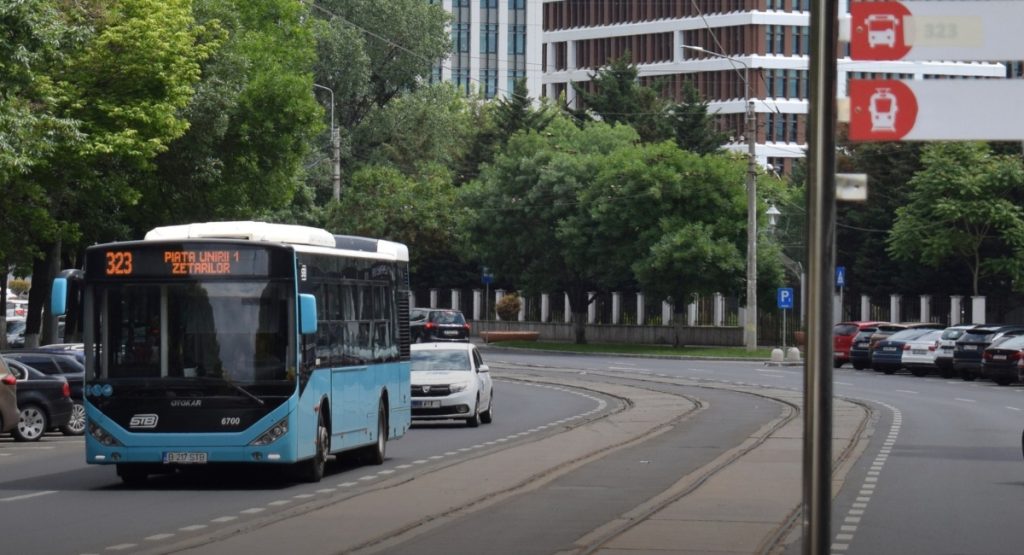 Piața Eroii Revoluției: Stația de pe linia 323, mutată de Joi