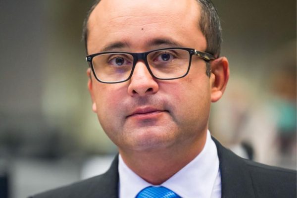 Scumpirea energiei la orele de vârf: românia, pe muchie de - RevistaPolitica