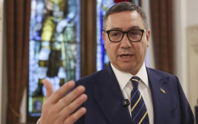 Victor Ponta identifică principala problemă a crizei politice din România Fostul premier Victor Ponta a oferit o analiză aprofundată a crizei politice din România, subliniind că prezența USR în coaliție este principalul obstacol în calea unei guvernări stabile