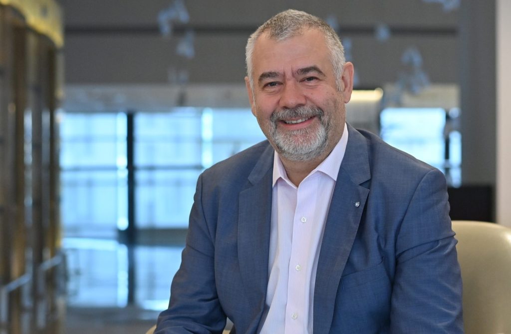 Arobs finalizează fuziunea prin absorbție: structură simplificată