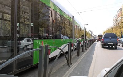 Linia 21, blocată pe Șos. Colentina: Un călător STB are nevoie de ajutor medical