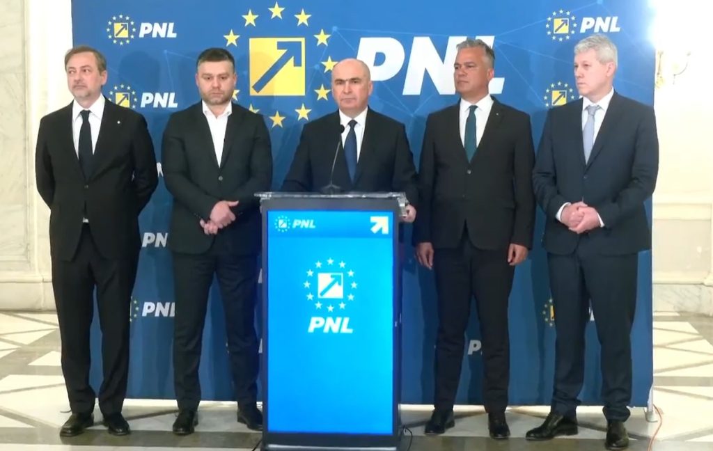 O nouă formulă de guvernare, cu accent pe stabilitate și absorbția fondurilor europene, este luată în calcul de principalii actori politici, după ce coaliția de guvernare s-a destrămat