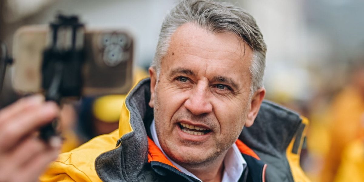 YmU5ZWU4YzZmZGE2OTU4YjFhNTEyOTc2NGYwOThlMQ.thumb_.jpg - RevistaPolitica