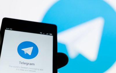 Operatori sofisticați online distribuie masiv mesaje pe Telegram, încercând să influențeze alegerile parlamentare din Ungaria, potrivit unui studiu recent