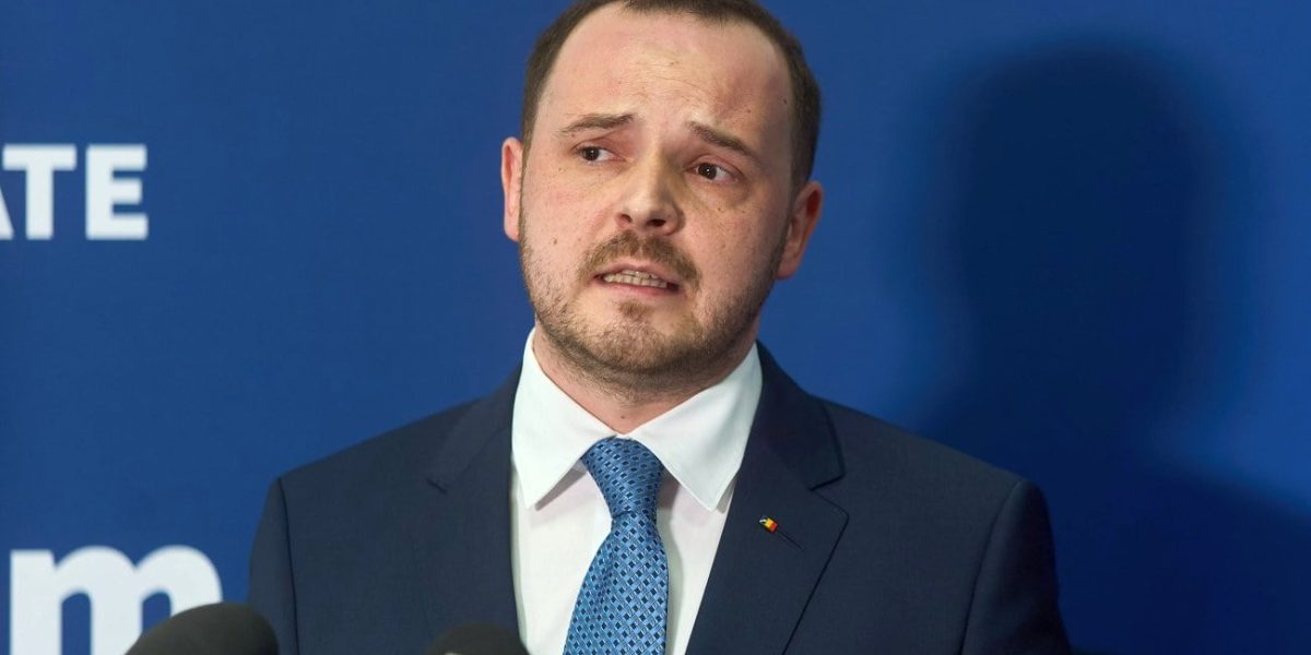 alexandru-rogobete-ministrul-sanatatii-2.jpg - RevistaPolitica