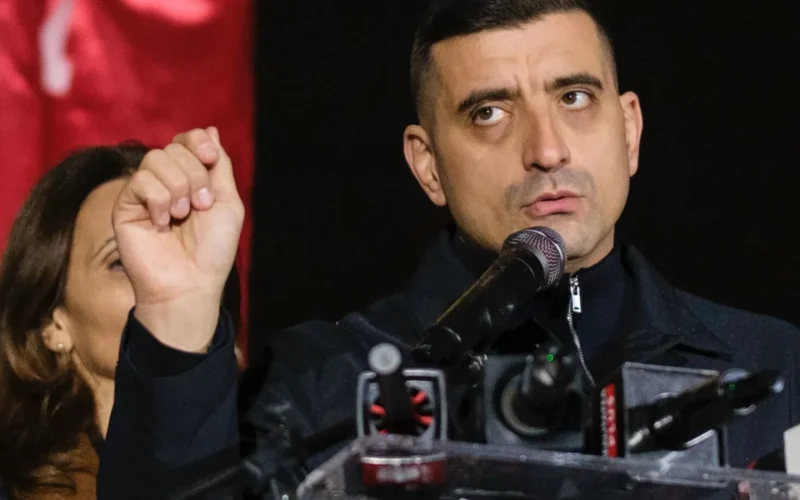 Peter Magyar, liderul partidului maghiar TISZA, a stârnit un val de reacții după ce a criticat dur susținerea de care George Simion (AUR) a beneficiat din partea FIDESZ-ului lui Viktor Orban