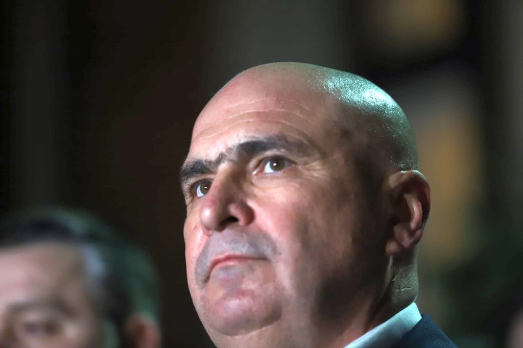 Premierul a anunțat consultări cu partenerii de coaliție după discuții intense pe tema funcționării guvernului în contextul actual