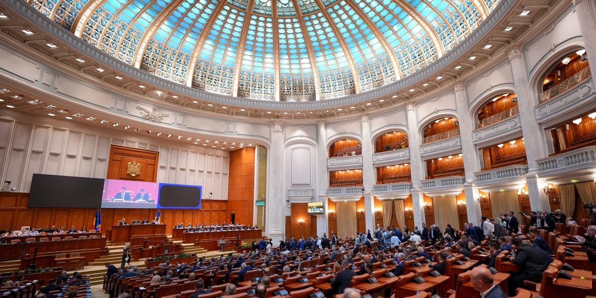 camera-deputatilor.jpg - RevistaPolitica