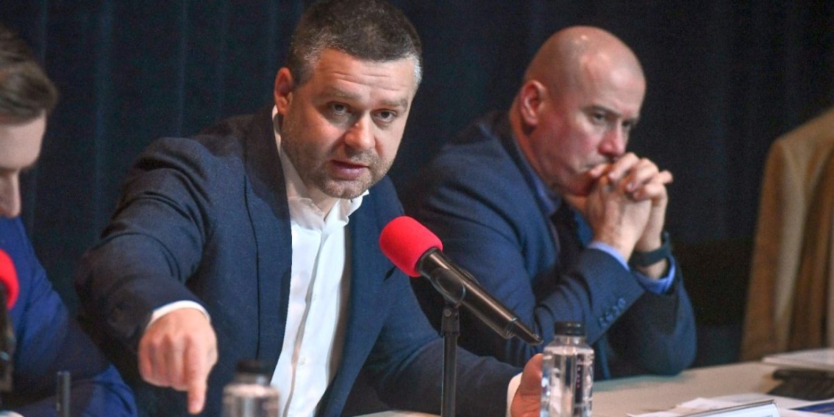 ciprian-ciucu-graffiti-bucuresti-e1774281526768.jpg - RevistaPolitica