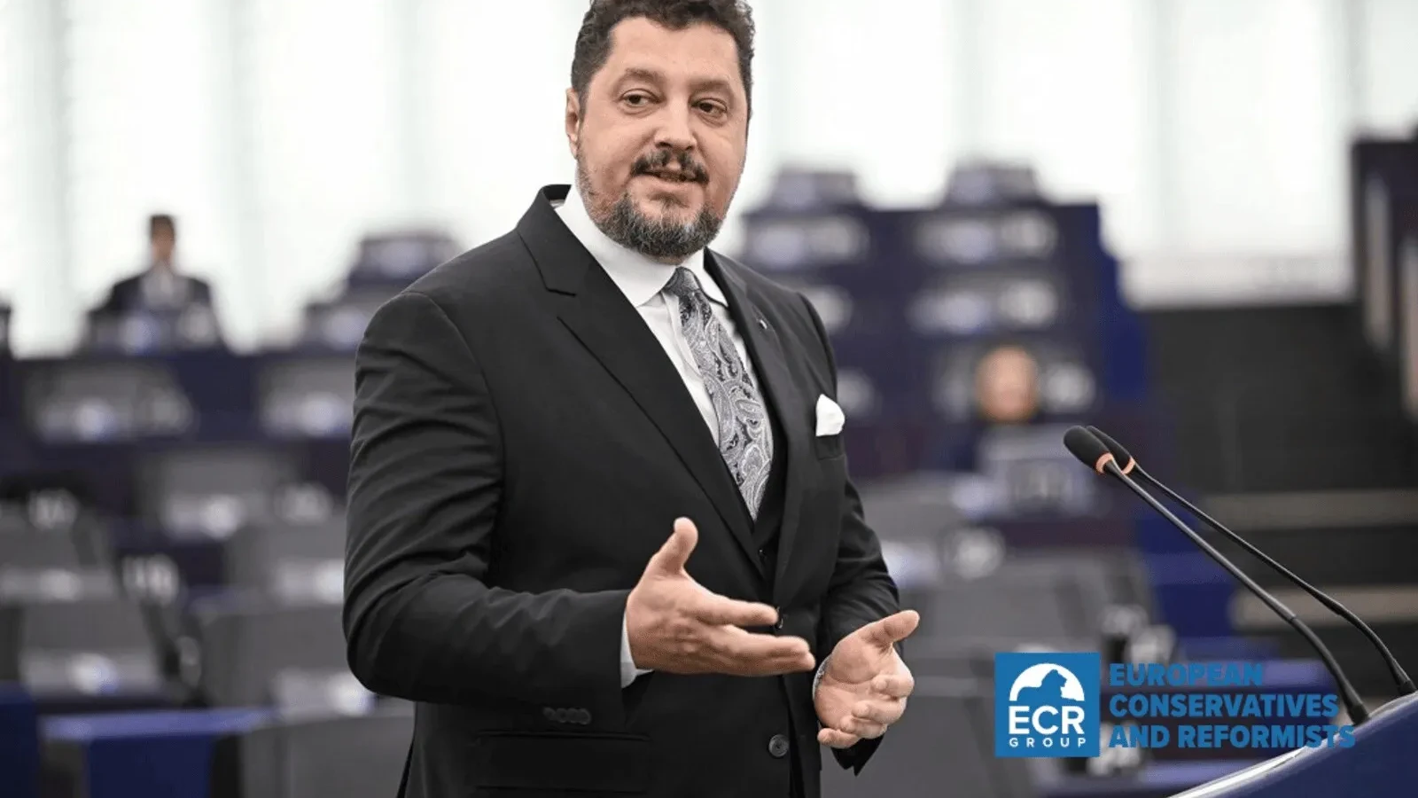 Europarlamentarul Claudiu Târziu (ECR/ACT) critică dur intenția Guvernului României de a vinde participații la companii profitabile, precum Portul Constanța, Hidroelectrica, Romgaz, CEC Bank, Romarm și Poșta Română