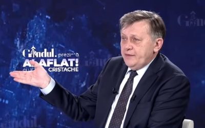 București – Fostul candidat la prezidențiale, CRIN ANTONESCU, a declarat, marți, în cadrul emisiunii „Ai aflat! Cu IONUȚ CRISTACHE”, că, în prezent, România este condusă la nivel guvernamental de USR, celelalte două mari partide, PSD și AUR, fiind excluse din sfera puterii