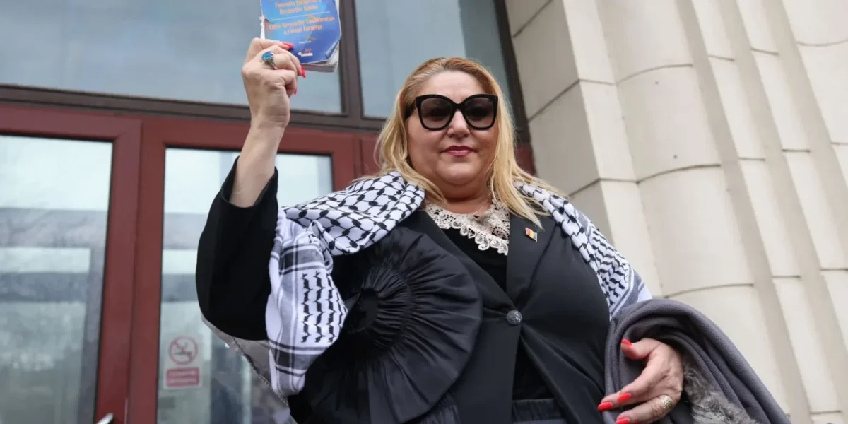 diana-sosoaca-la-pg_1HLHv.webp.webp - RevistaPolitica