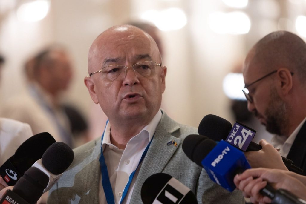 Situația politică din România este în fierbere, după ce Partidul Social Democrat (PSD) a decis să retragă sprijinul politic acordat premierului Ilie Bolojan