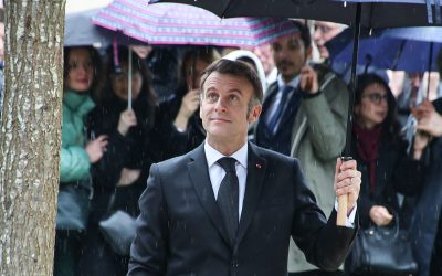 „Am făcut politică înainte și nu o voi face după aceea”, a anunțat Emmanuel Macron joi