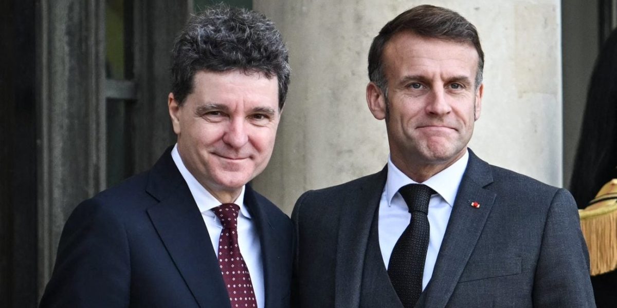 emmanuel-macron-vine-in-romania-in-2026-a-anuntat-nicusor-dan-aflat-in-franta-e1765293147197.jpg - RevistaPolitica