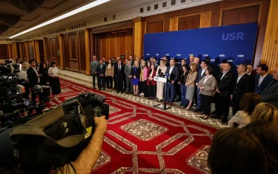 Dominic Fritz, președintele USR, a cerut PSD să își retragă toți oamenii din guvernare, de la miniștri și secretari de stat până la angajații din funcții de conducere numiți în ultimii 35 de ani