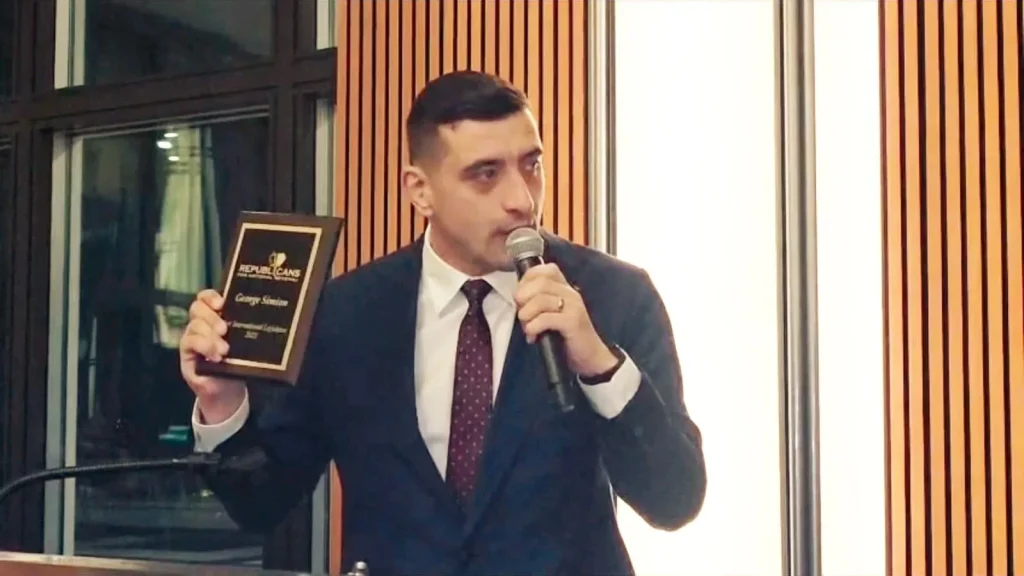 Președintele AUR, George Simion, îl acuză pe Nicușor Dan că își depășește atribuțiile prin criticile aduse unui posibil viitor premier susținut de partidul său