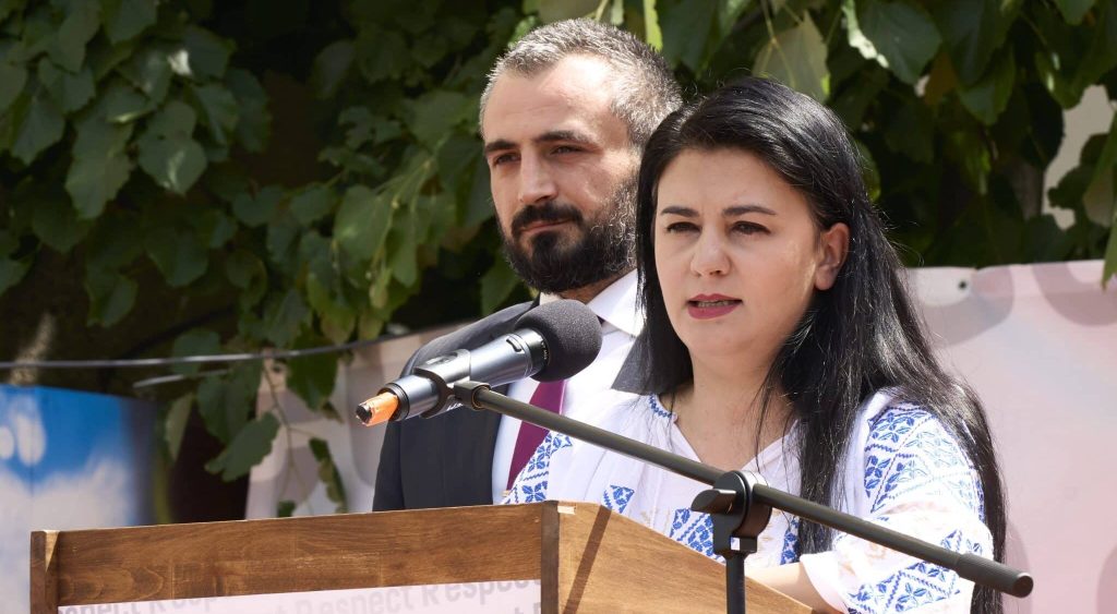 Europa se confruntă cu o nouă criză, a treia de acest fel în ultimii ani, iar răspunsul Comisiei Europene pare să urmeze aceeași rețetă: mai puține libertăți pentru cetățeni și recomandări venite de la Bruxelles