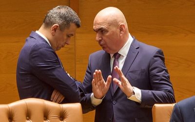 Conflictul politic atinge cote maxime: PSD amenință cu retragerea miniștrilor, PNL ripostează Bucureștiul este scena unei crize politice majore, cu implicații considerabile pentru viitorul guvernării