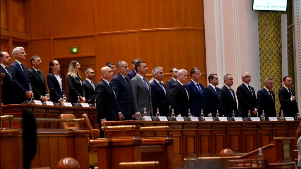 Grupurile parlamentare AUR, SOS, POT și PACE au demarat consultări informale pe tema unei moțiuni de cenzură pregătite de PSD, potrivit unor surse parlamentare