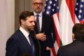 Vicepreședintele american JD Vance a aterizat sâmbătă în Islamabad, Pakistan, pentru negocieri cu Iranul, stârnind interes la nivel internațional