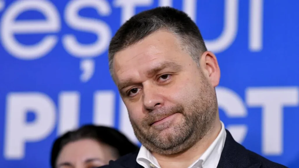 Primarul Bucureștiului, Ciprian Ciucu, anunță că două mari companii de publicitate vor îndepărta mesajele „anticezariană” de pe panourile din Capitală, în urma unei solicitări venite prin Poliția Locală