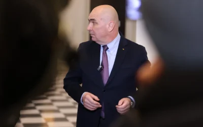 Un avertisment cu privire la posibilele consecințe ale instabilității politice a fost lansat de Eugen Rădulescu, consilierul Băncii Naționale a României