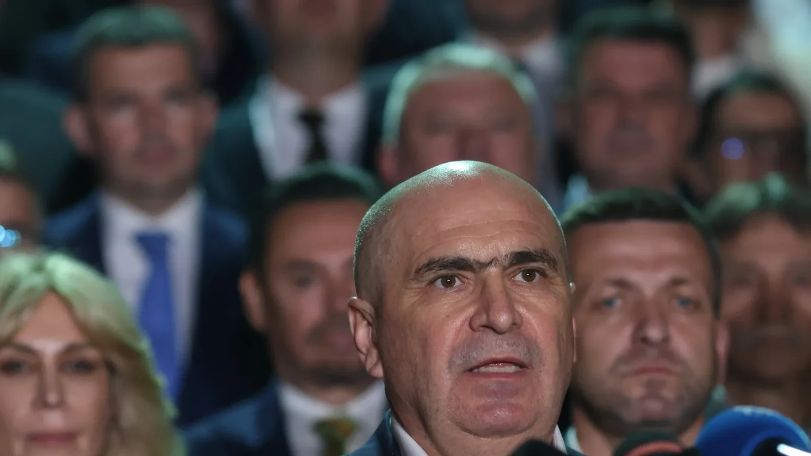 PSD rupe susținerea pentru premierul Ilie Bolojan, deschizând o nouă criză politică în România, potrivit unei analize Politico