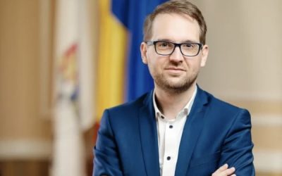 Primarul Timișoarei, Dominic Fritz, huiduit la finala Cupei României la handbal masculin Primarul Timișoarei, Dominic Fritz, împreună cu viceprimarii Ruben Lațcău și Paula Romocean, au fost ținta huiduielilor unei părți a publicului prezent la finala Cupei României la handbal masculin