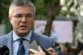 Ministrul Economiei, Irineu Darău, transmite că mediul de afaceri românesc caută stabilitate politică, în contextul discuțiilor privind o posibilă retragere a sprijinului politic pentru premierul Ilie Bolojan