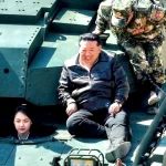 kin-jong-un-cu-fiica.webp.webp - RevistaPolitica