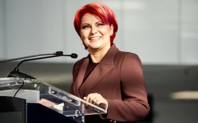 Primarul Craiovei, Lia Olguța Vasilescu, a anunțat că social-democrații vor renunța la toate funcțiile obținute prin coaliție, ca urmare a deciziei de retragere a sprijinului politic pentru premierul Ilie Bolojan