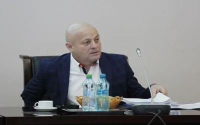 Deputatul Petre Emanoil Neagu, o figură marcantă a politicii buzoiene și fost președinte al Consiliului Județean, a surprins scena politică prin trecerea sa oficială de la Partidul Social Democrat (PSD) la Partidul Național Liberal (PNL)