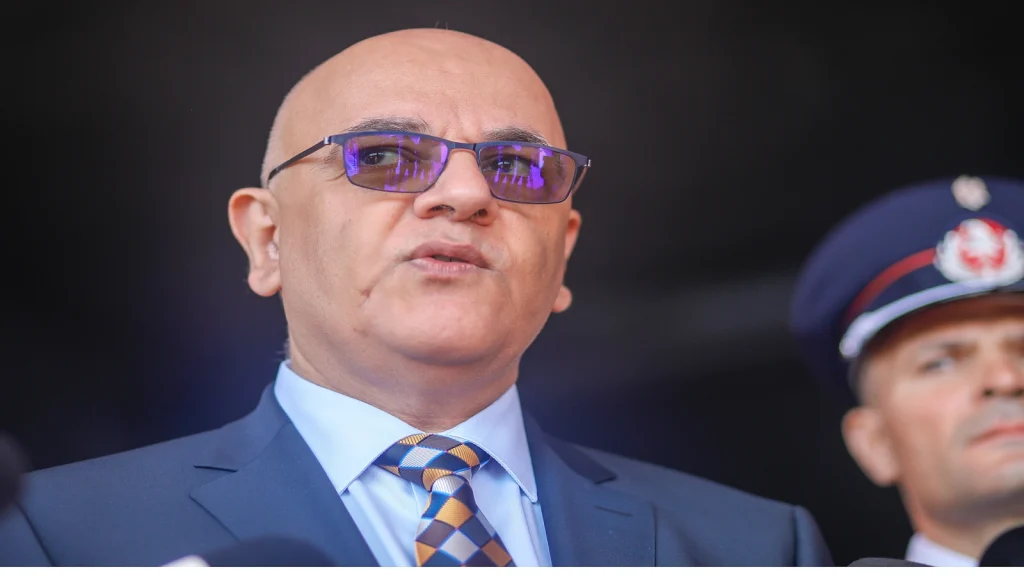 Raed Arafat, șeful Departamentului pentru Situații de Urgență (DSU), a reacționat dur după ce a fost audiat de procurorii militari