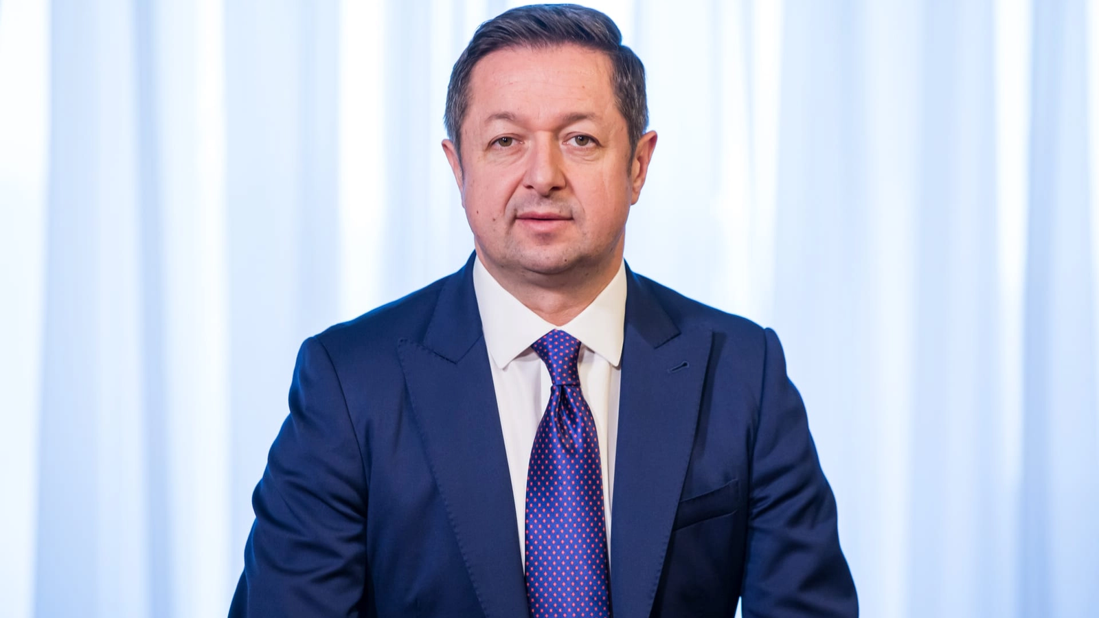 Senatorul PSD Marius Dunca, vicepreședinte PSD și președintele organizației județene PSD Brașov, avertizează că România se confruntă cu o criză economică și o recesiune, acuzând măsurile de austeritate ale guvernului