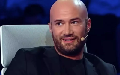 Influencerii români, cu mesaje pro-Bolojan după decizia PSD O serie de personalități din mediul online românesc și-au exprimat public susținerea față de Ilie Bolojan, după ce Partidul Social Democrat (PSD) a hotărât să nu-l mai susțină pentru funcția de premier al României