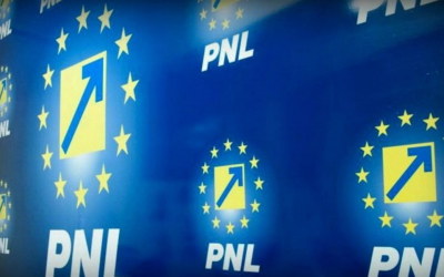Președintele PNL, Ilie Bolojan, a convocat pentru marți, la București, liderii filialelor din teritoriu, în contextul anticipat al retragerii sprijinului politic al PSD pentru premier