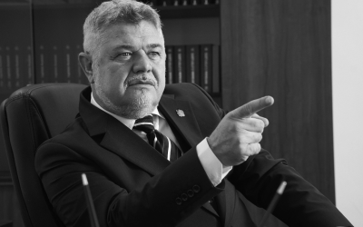 Moment de cumpănă în politica românească: Moțiunea de cenzură devine test de caracter Un val de nemulțumire pare să cuprindă scena politică românească, pe fondul acuzațiilor privind anularea votului a milioane de cetățeni
